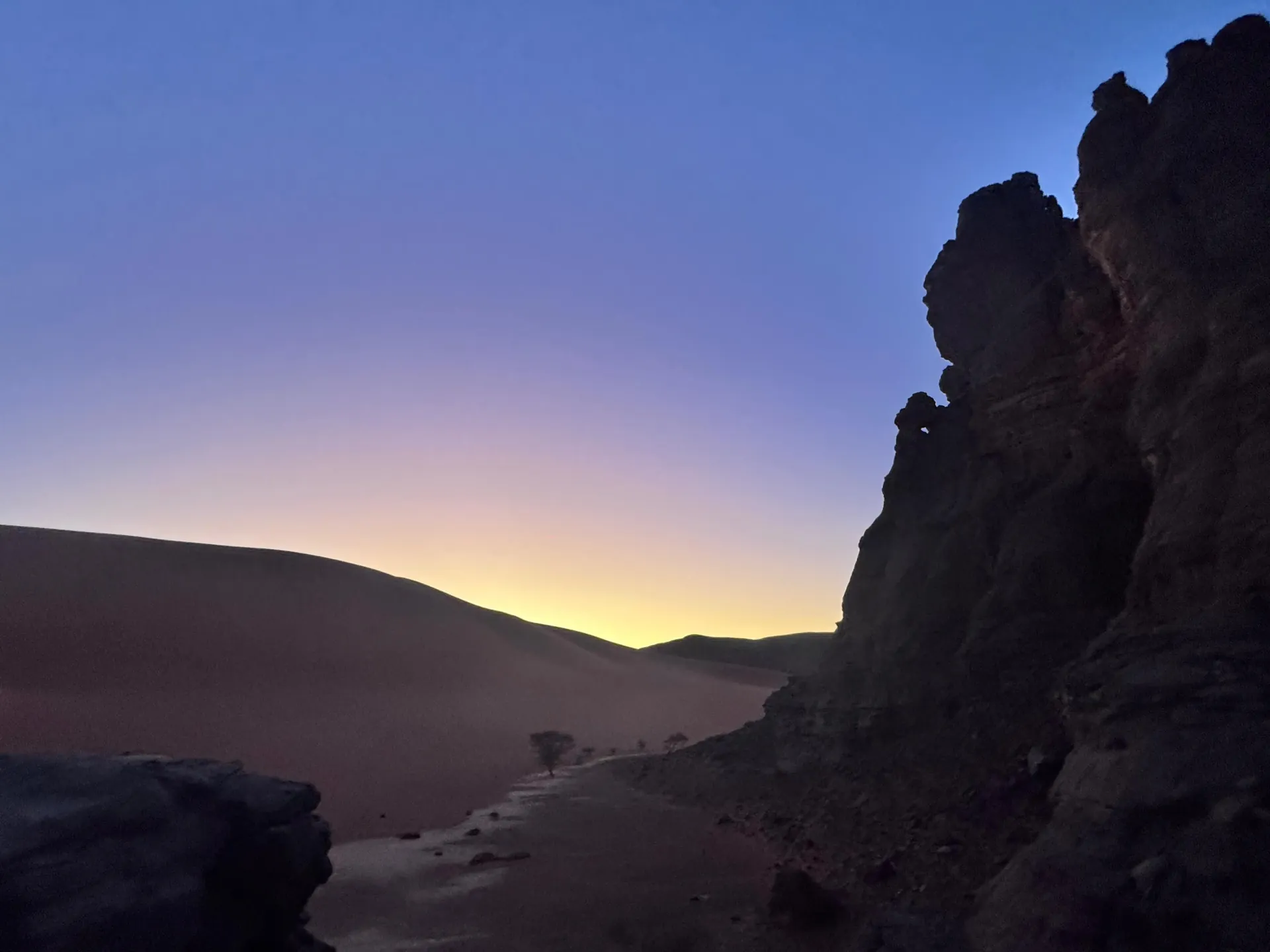Paysage du Sahara algérien, circuit Mille et un Désert